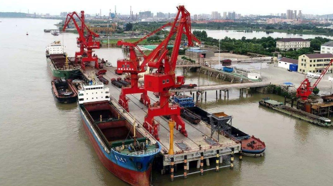 牙克石概述露天料场港口封闭问题的实行方法